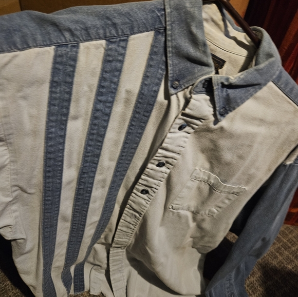 Men's Panhandle Slim Western Retro Two Tone Denim Button Down Shirt - Picture 3 of 7